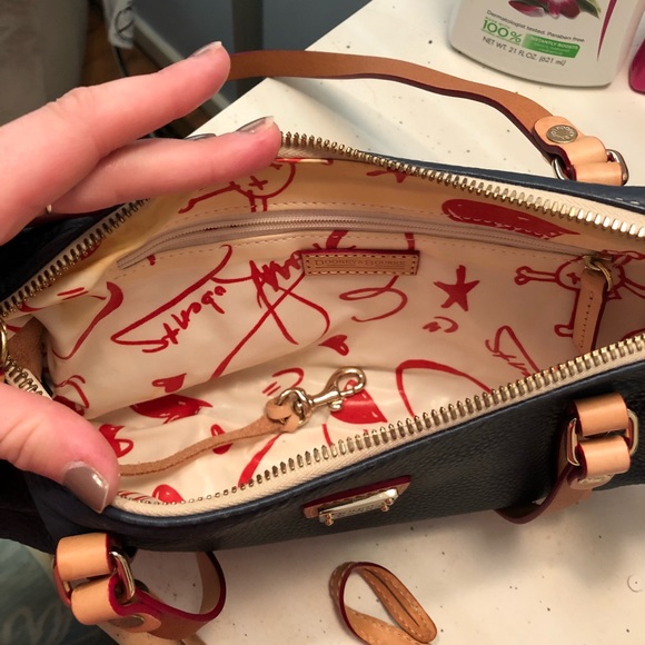 Dooney & Bourke Purse (LIKE NEW) - Picture 4 of 8